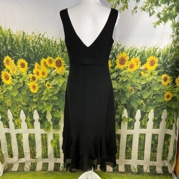 MAX & CLEO Black Ruffle Flounce V-neck Midi 10 - Picture 13 of 13